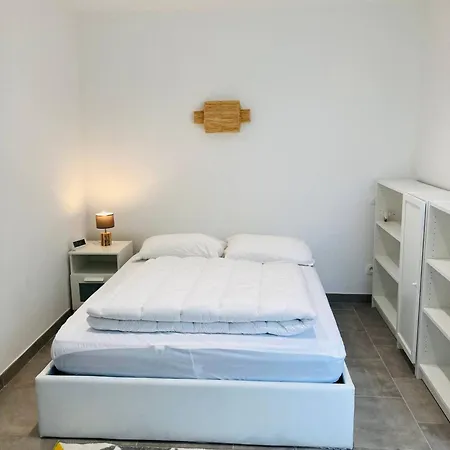 Sandra - Le Verdon, Medoc Le Verdon-sur-Mer